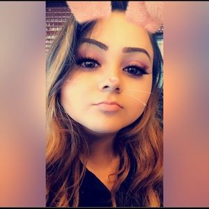 Meet your Posher, Lydia